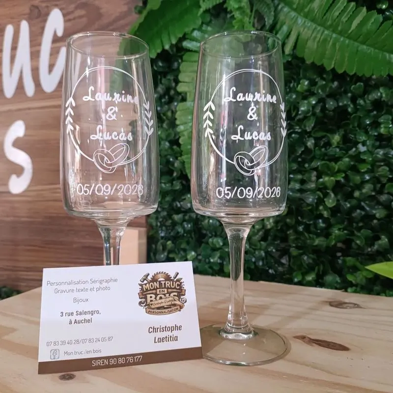 Verres & flûtes gravés